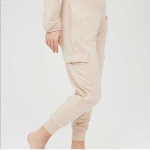 NWOT Offline by Aerie Cargo Lounge Joggers